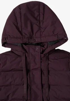 Manteau avec matelassage sans coutures