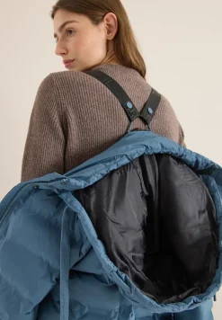 Manteau avec matelassage sans coutures