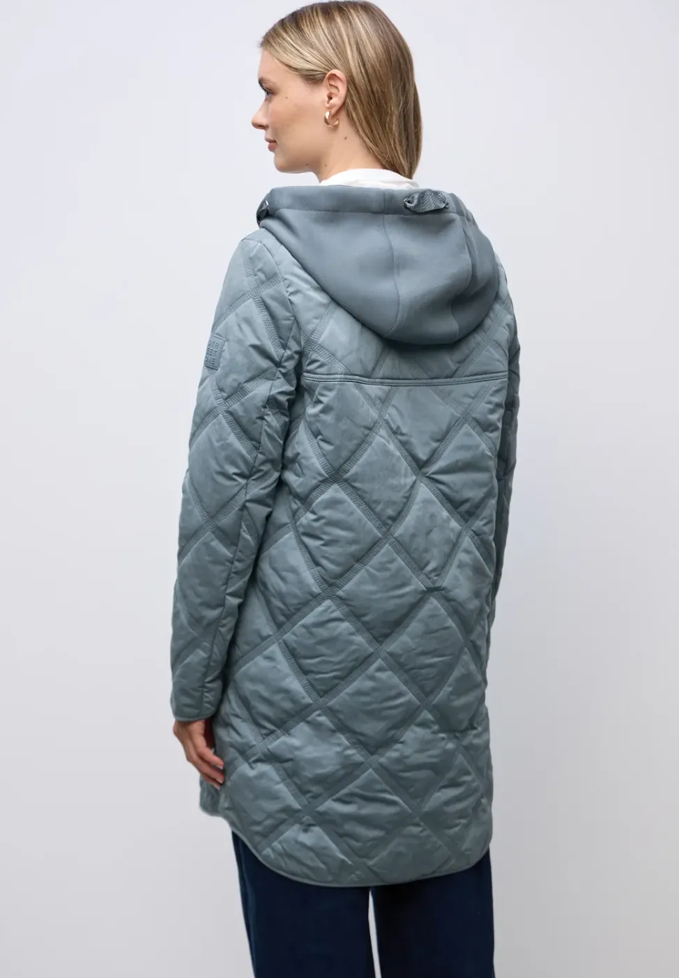 Manteau matelassé avec capuche
