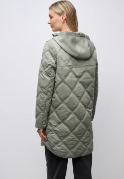 Manteau matelassé avec capuche