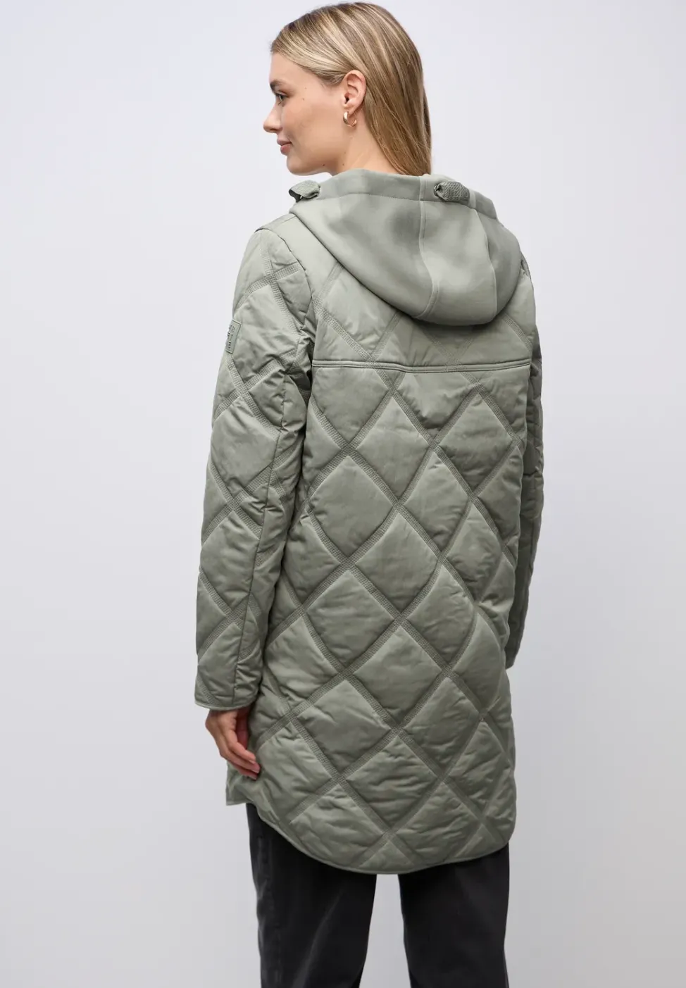 Manteau matelassé avec capuche