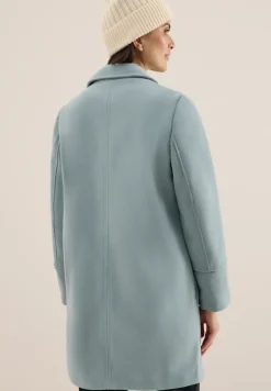 Manteau à revers aspect laine