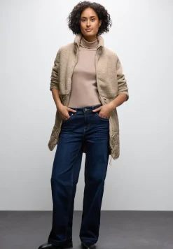 Manteau à structure mixte