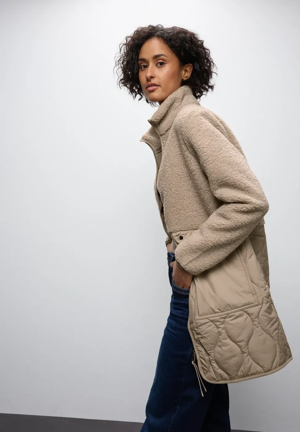 Manteau à structure mixte