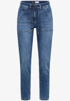 Mid Waist Slim Leg Jeans dans un Casual Fit