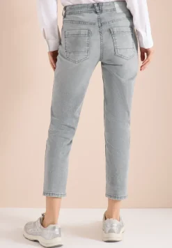 Mid Waist Slim Leg Jeans dans un Casual Fit