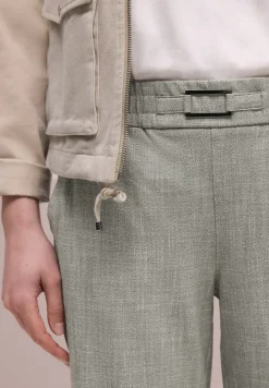 Mid Waist Slim Leg Pantalon avec boucle