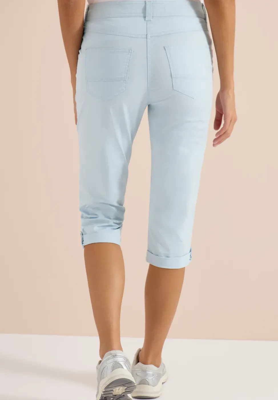 Mid Waist Slim Leg pantalon avec turn-up