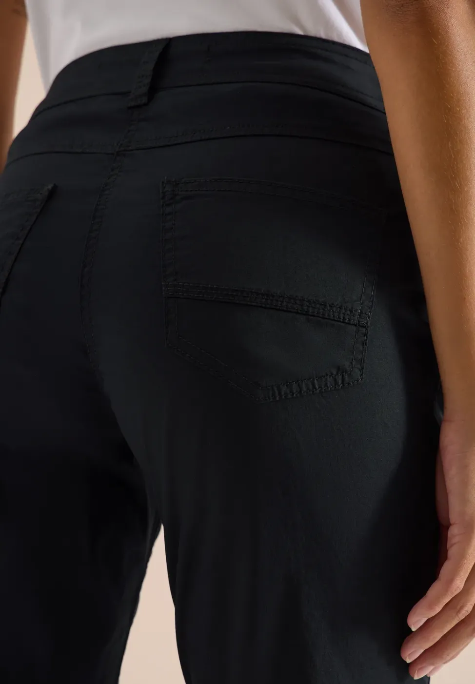 Mid Waist Slim Leg pantalon avec turn-up