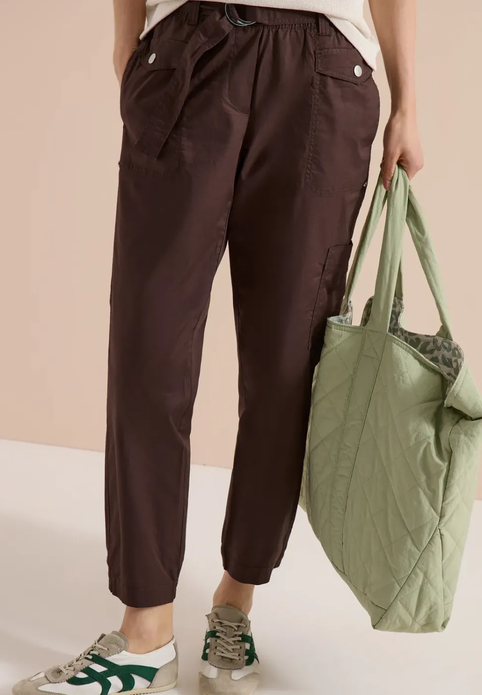 Mid Waist Slim Leg Pantalon Loose Fit