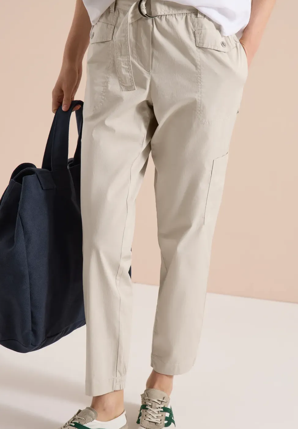 Mid Waist Slim Leg Pantalon Loose Fit