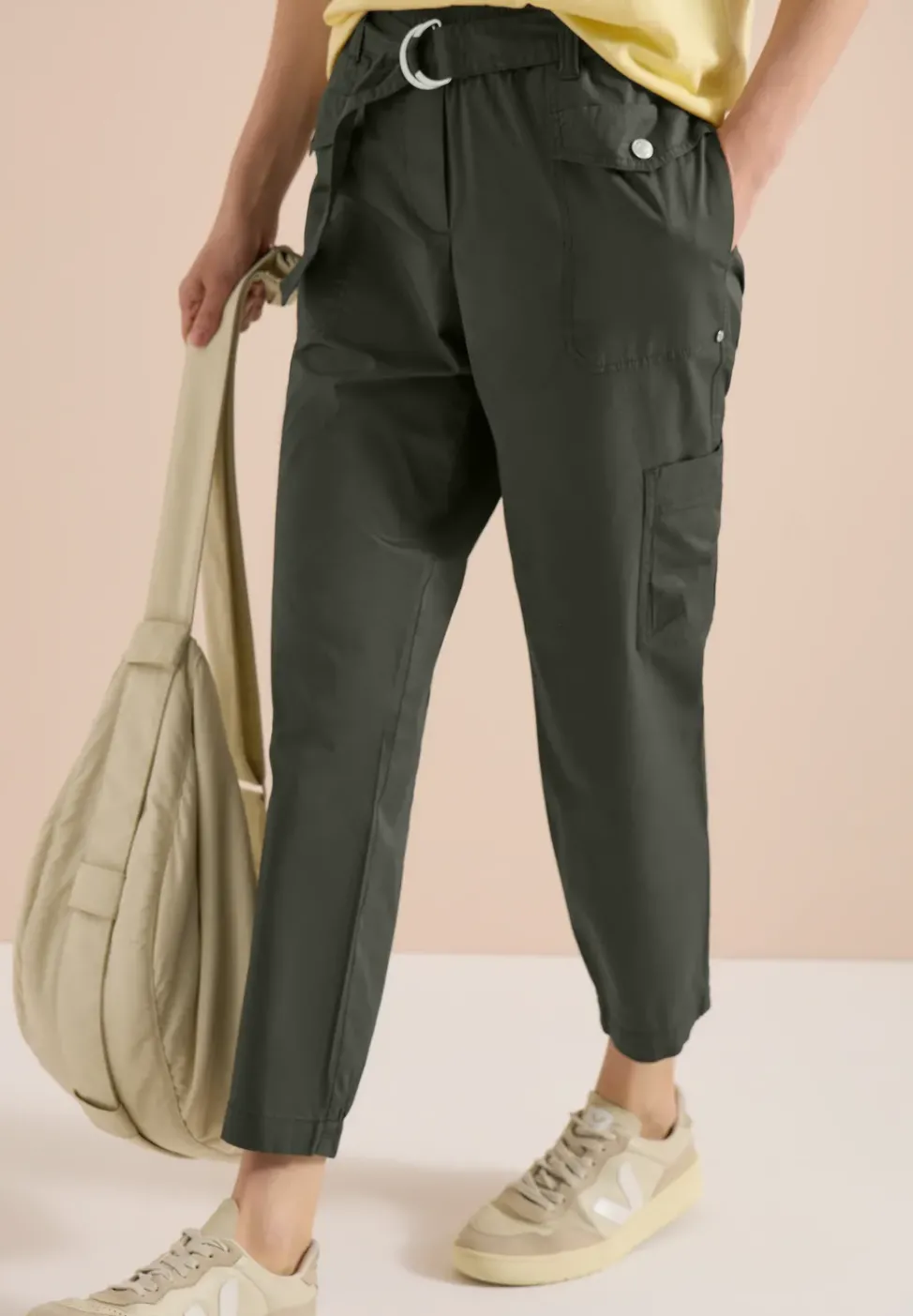 Mid Waist Slim Leg Pantalon Loose Fit