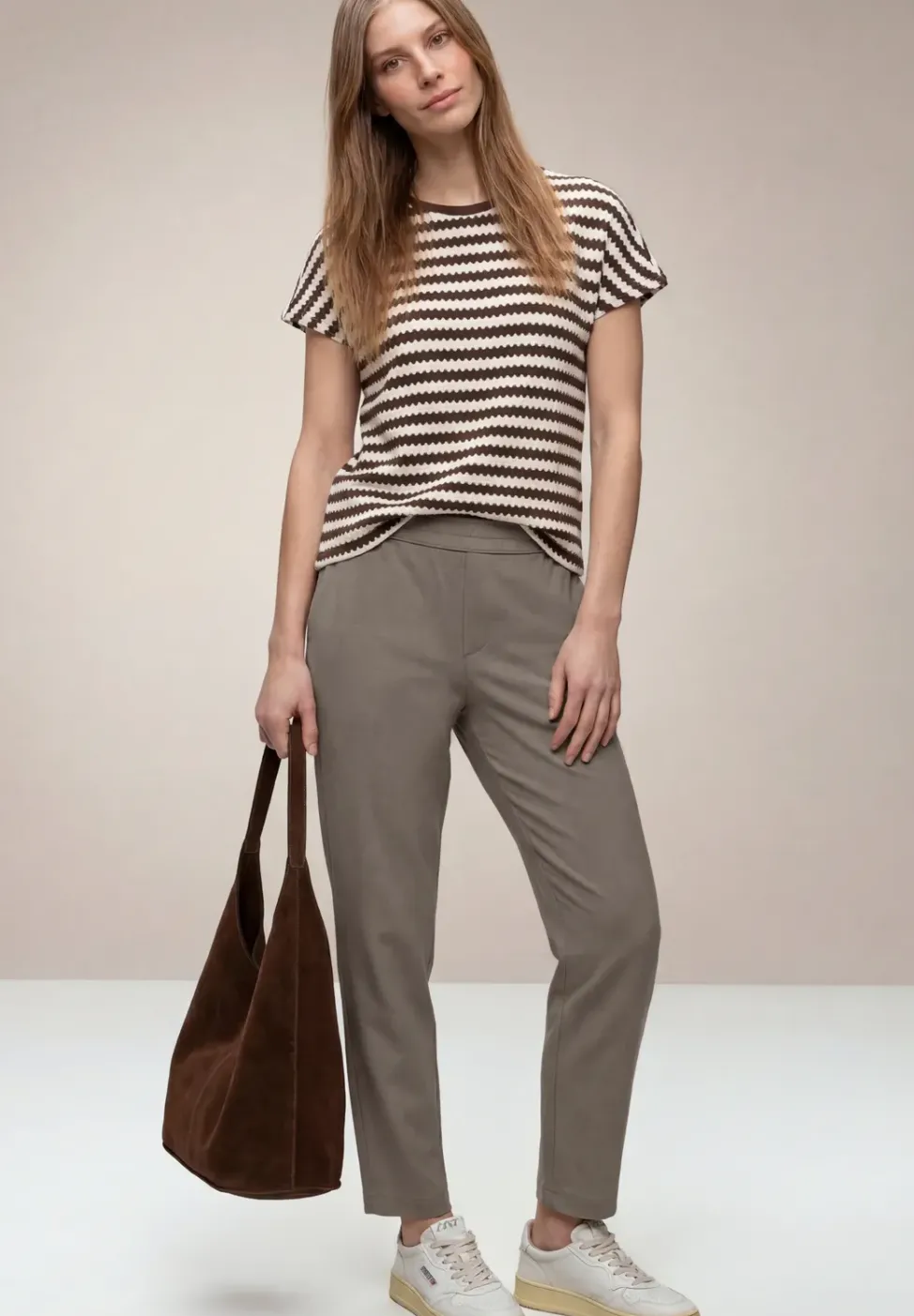 Mid Waist Slim Leg Pantalon Loose Fit