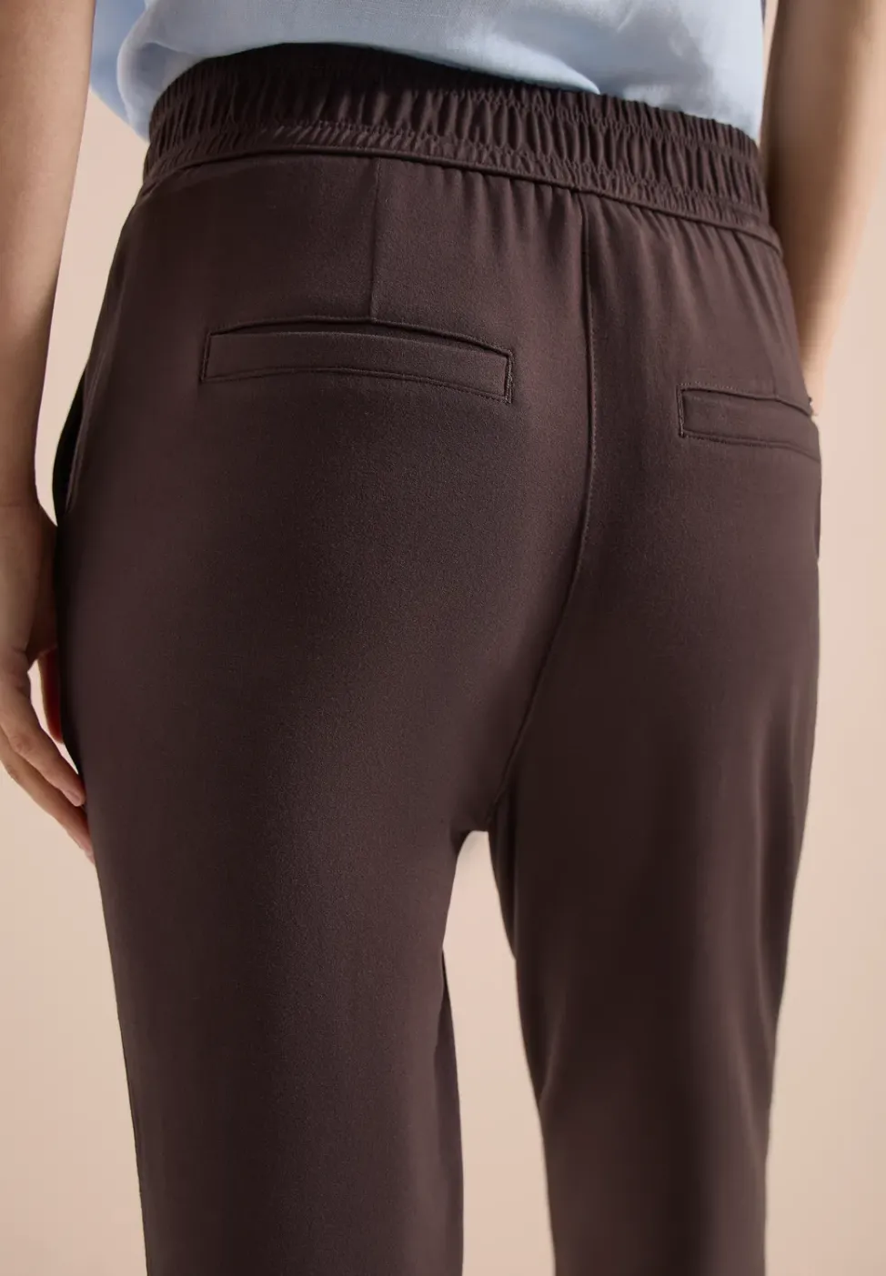 Pantalon ajusté taille mi-haute coupe slim