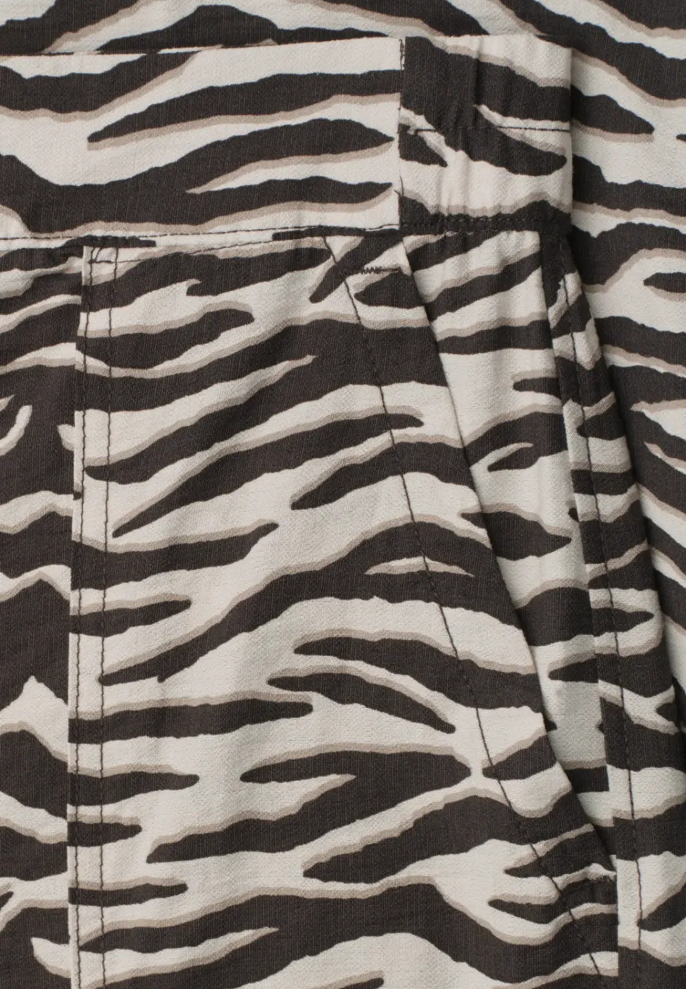 Pantalon ample Loose Fit avec motif léopard