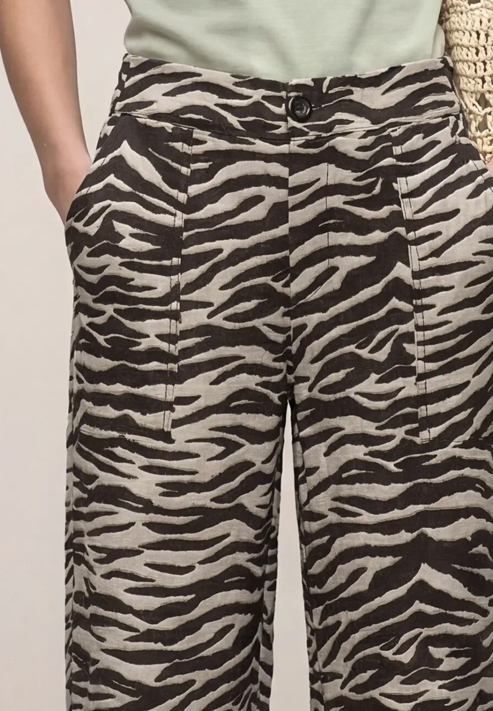 Pantalon ample Loose Fit avec motif léopard