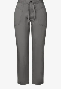 Pantalon au look cargo