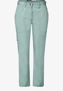Pantalon 7/8 au look cargo