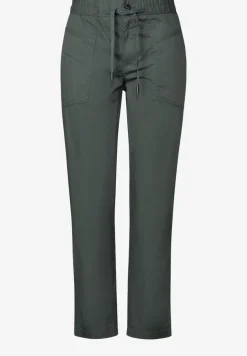 Pantalon au look cargo