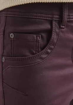 Pantalon au look cuir
