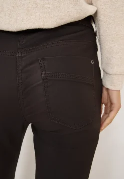 Pantalon au look cuir