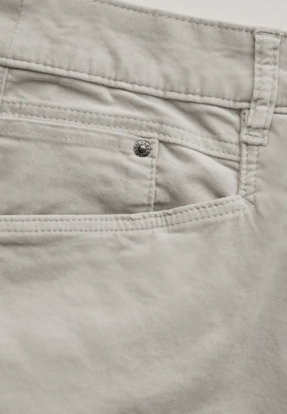 Pantalon au look velours