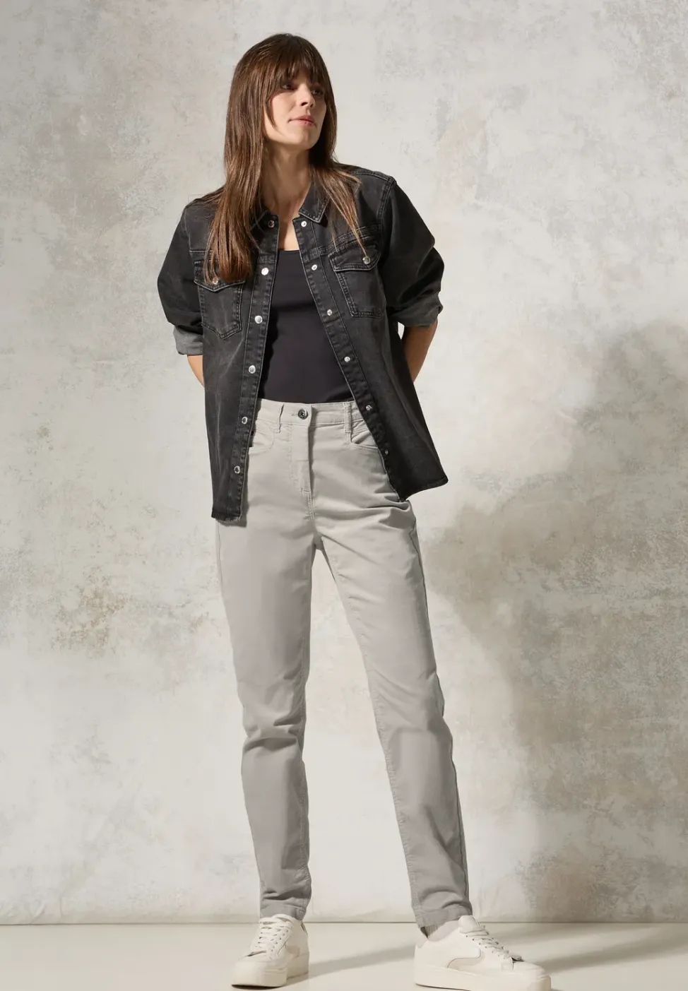 Pantalon au look velours