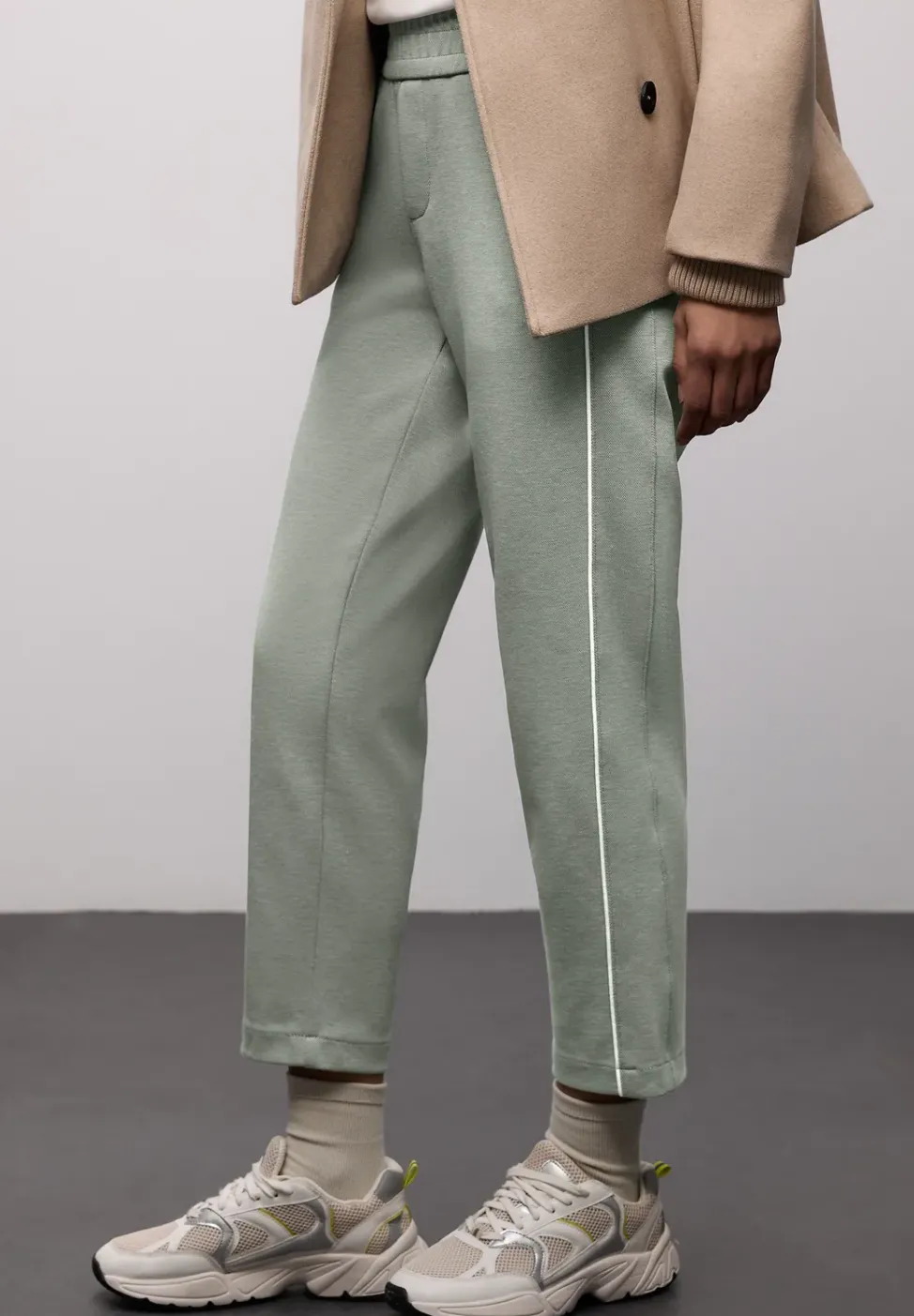 Pantalon avec détail de bande
