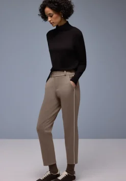 Pantalon avec détail de bande