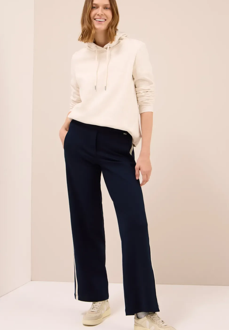 Pantalon avec détail de bande