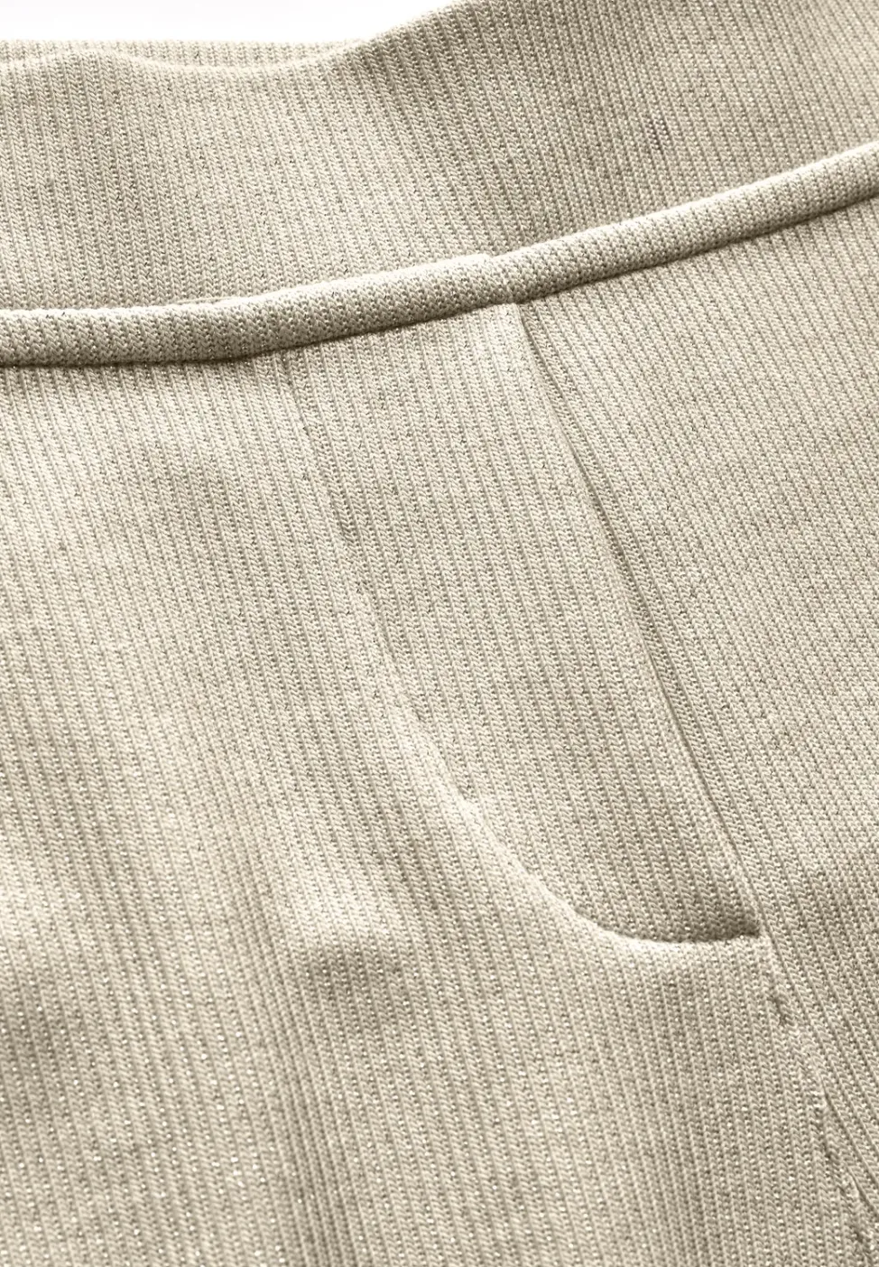 Pantalon avec détails scintillants