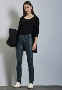 Pantalon avec revêtement