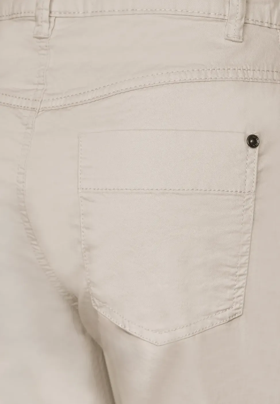 Pantalon cargo coupe classique