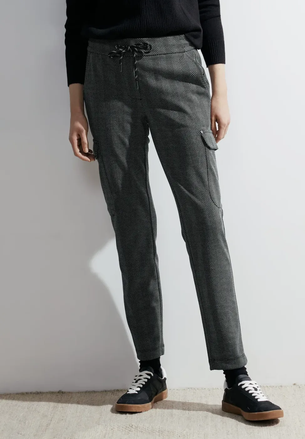 Pantalon cargo coupe classique