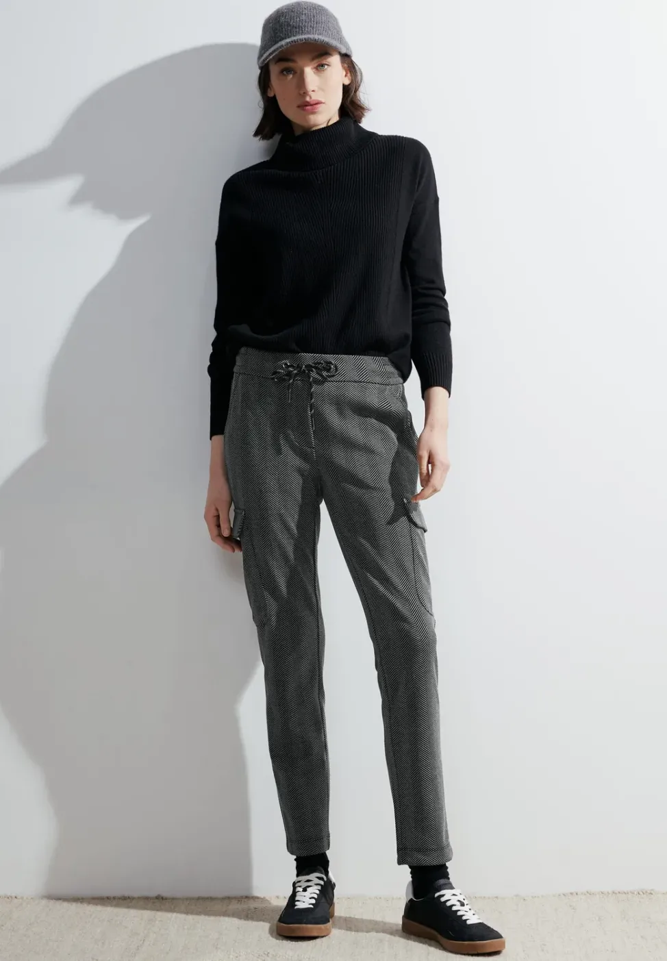 Pantalon cargo coupe classique