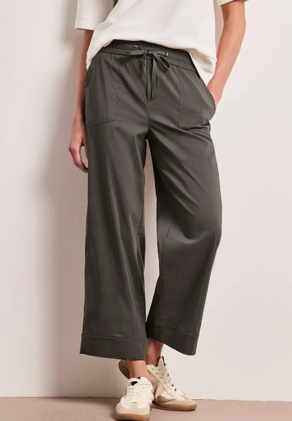 Pantalon Casual Fit avec turn-up