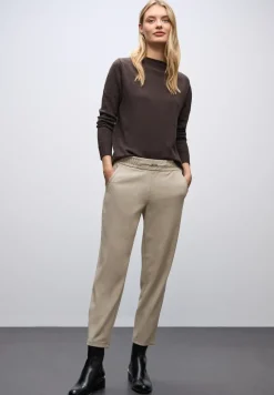 Pantalon chiné avec détail
