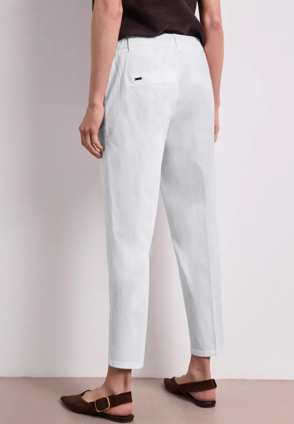 Pantalon chino coupe casual en matière douce