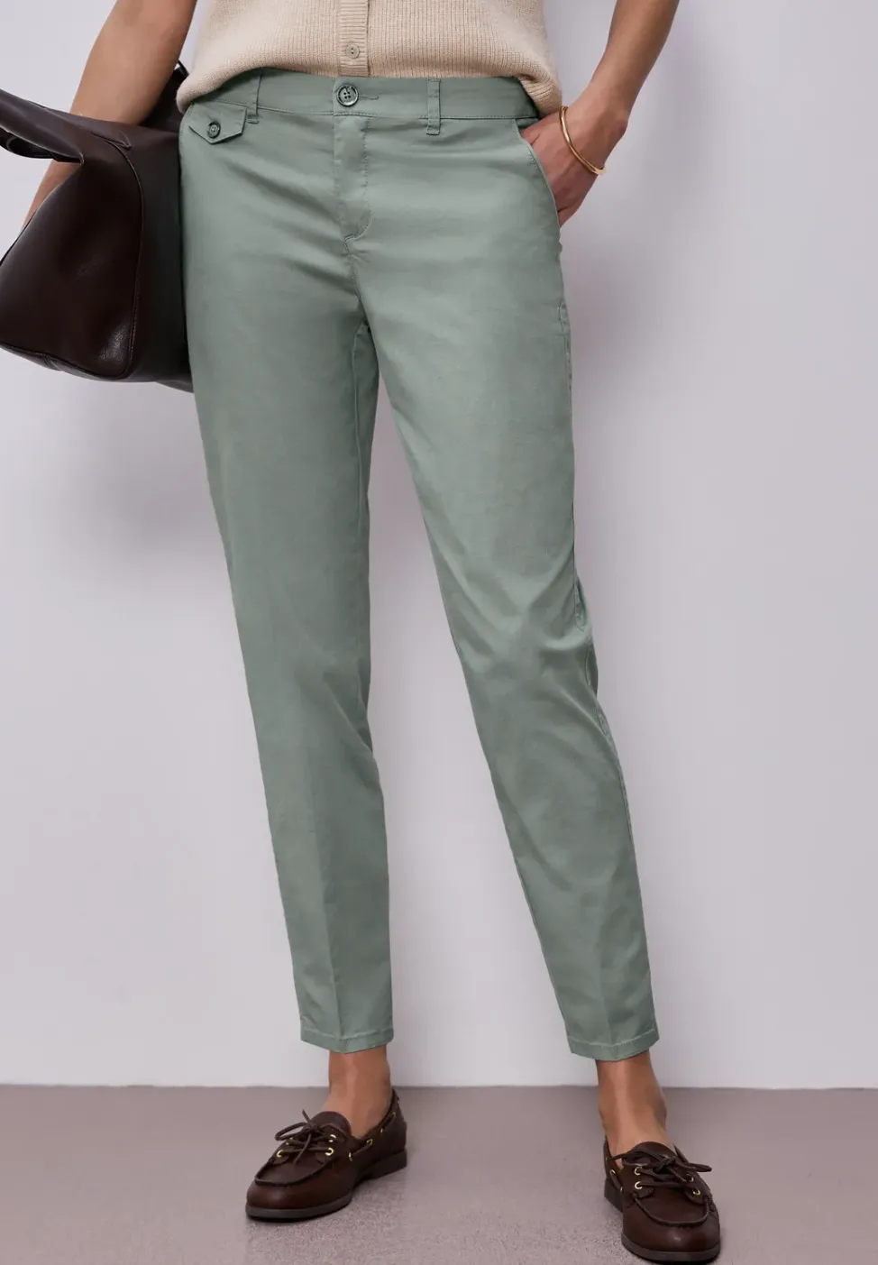 Pantalon chino coupe casual en matière douce