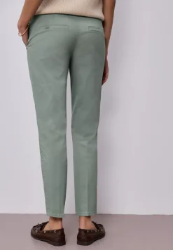 Pantalon chino coupe casual en matière douce