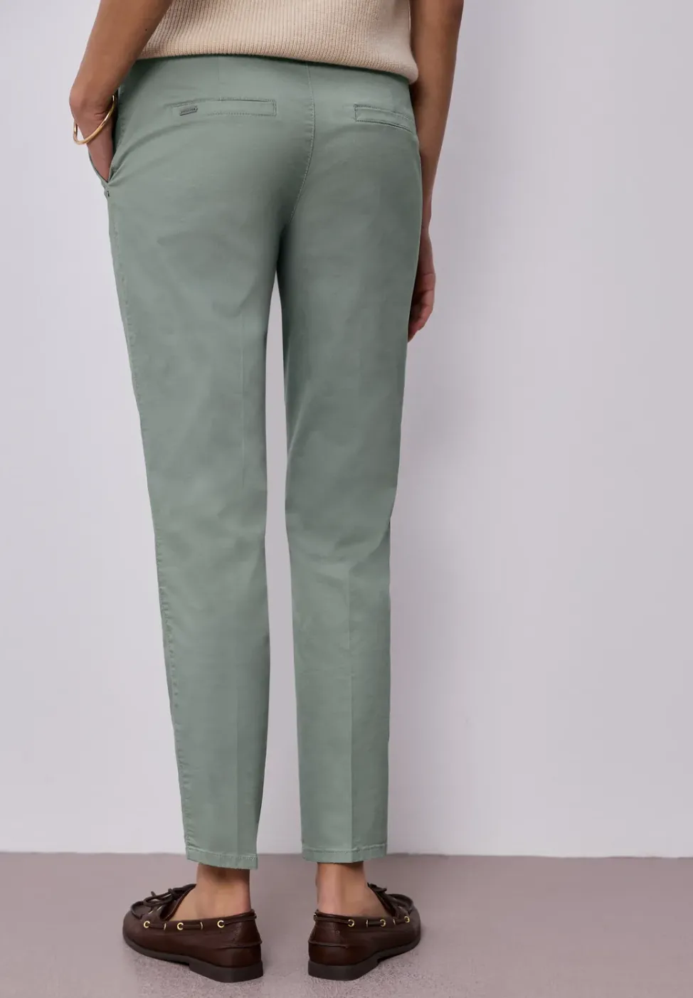 Pantalon chino coupe casual en matière douce