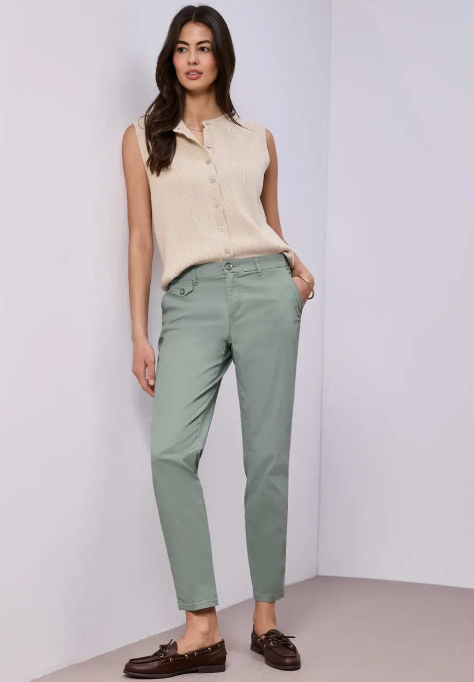 Pantalon chino coupe casual en matière douce
