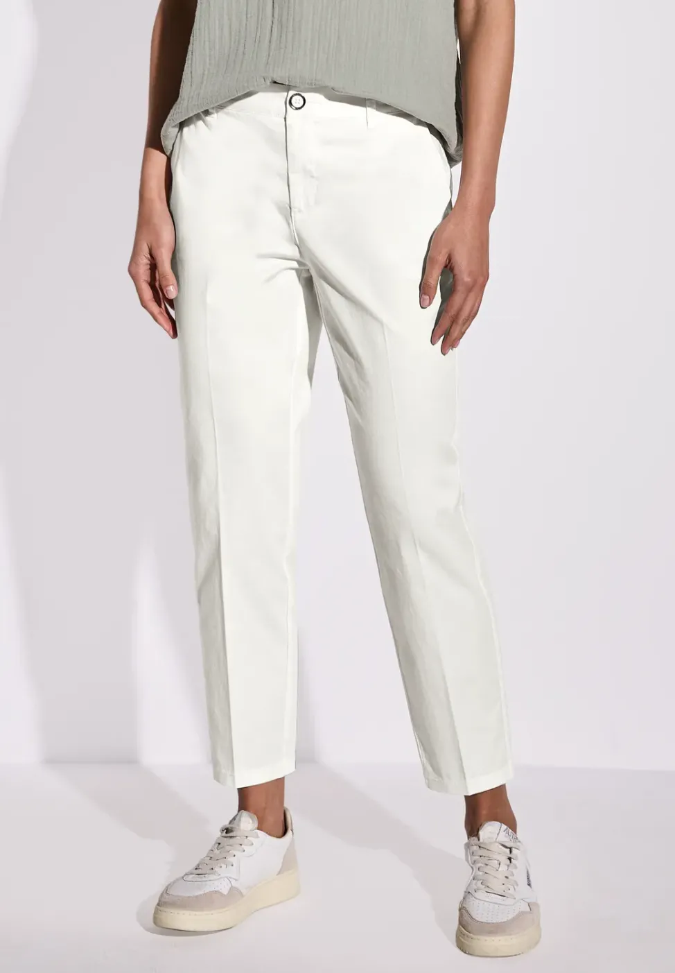 Pantalon chino en sergé