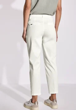 Pantalon chino en sergé