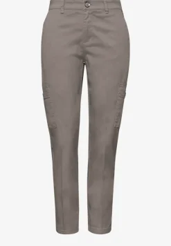 Pantalon chino slim fit avec poches cargo