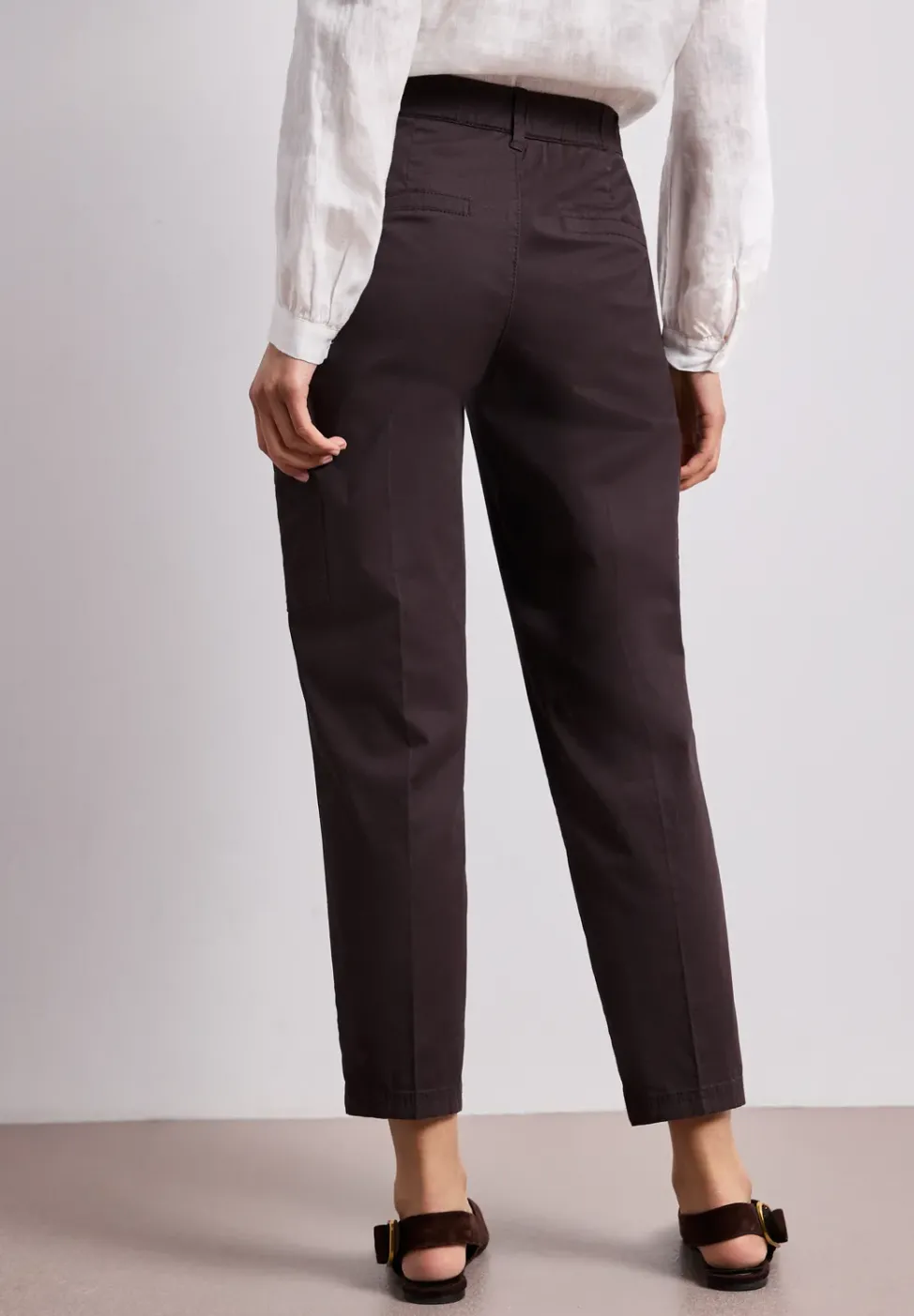 Pantalon chino slim fit avec poches cargo
