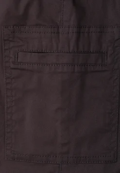 Pantalon chino slim fit avec poches cargo
