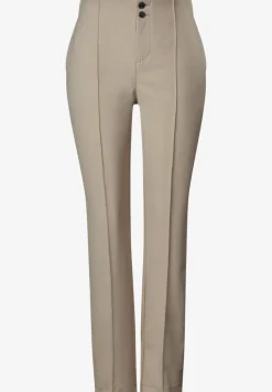 Pantalon coupe classique