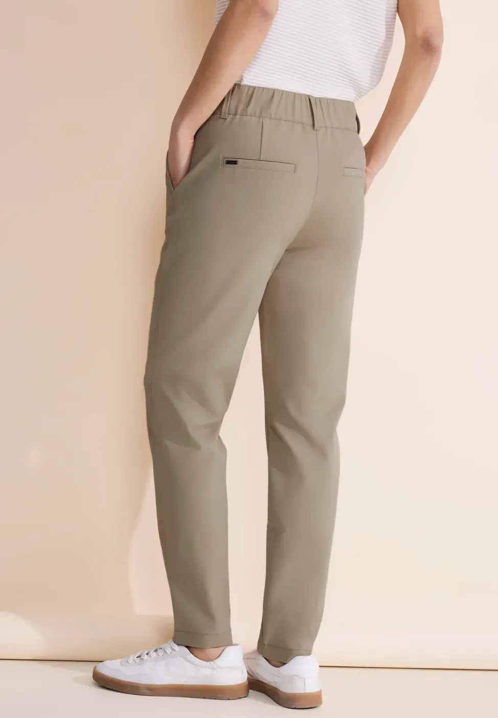 Pantalon coupe classique