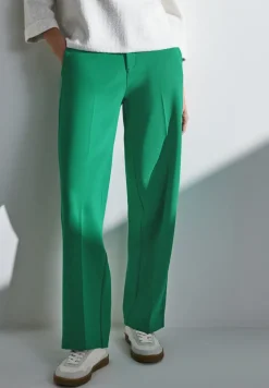 Pantalon coupe classique